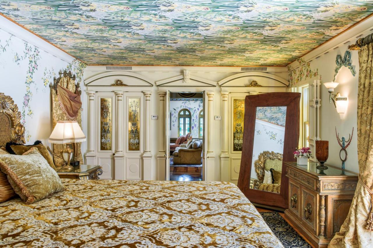 The Villa Casa Casuarina Miami Beach Bagian luar foto