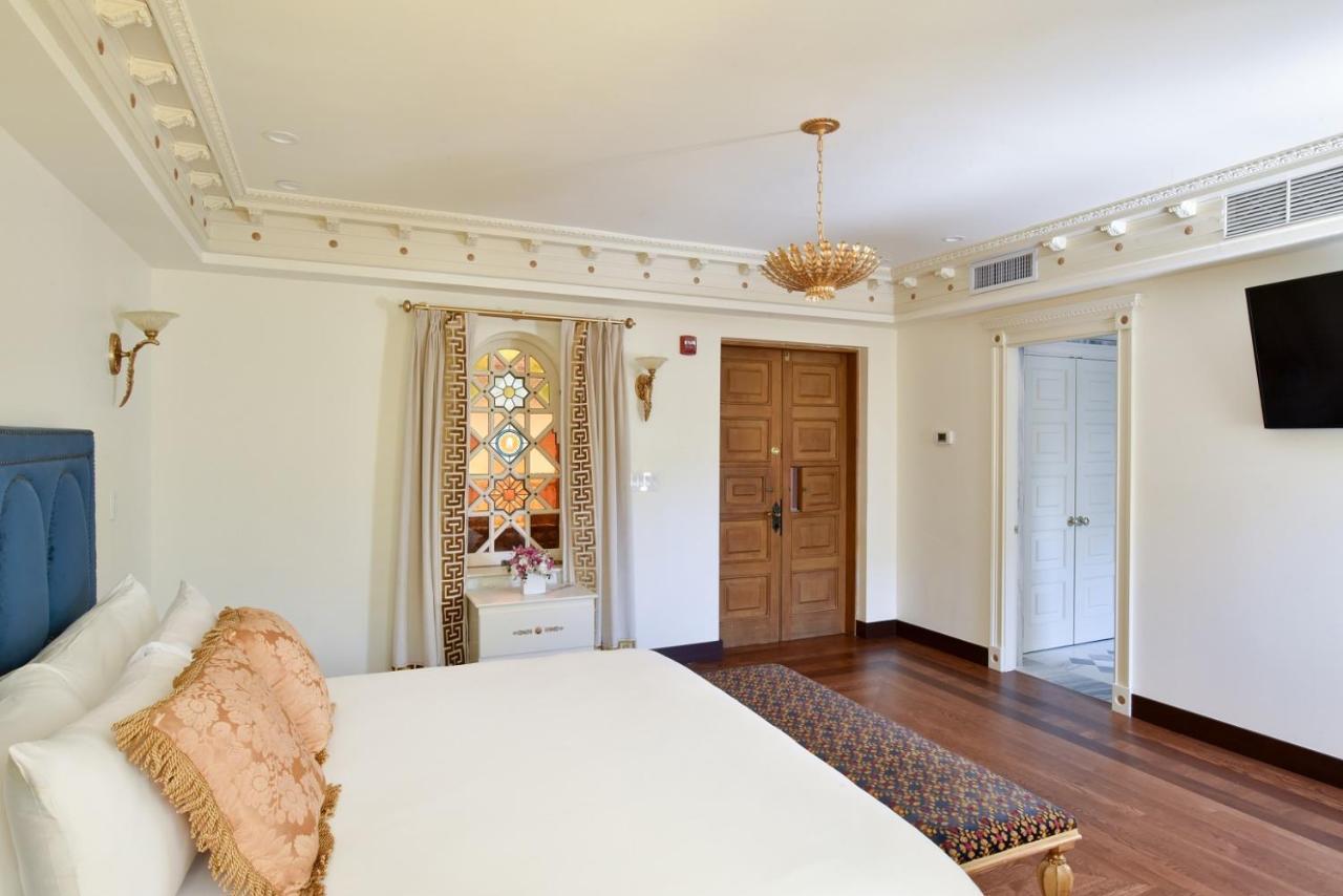 The Villa Casa Casuarina Miami Beach Bagian luar foto