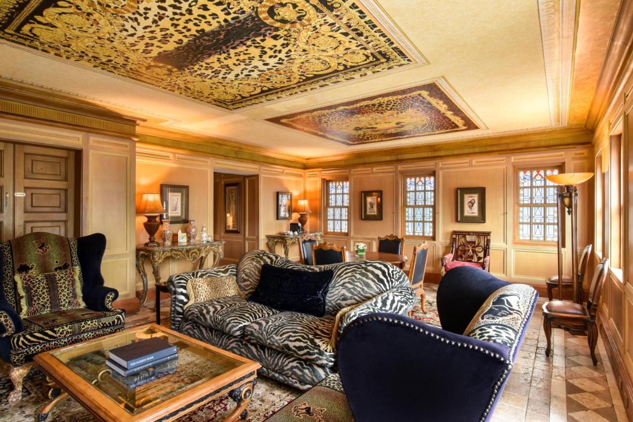 The Villa Casa Casuarina Miami Beach Bagian luar foto