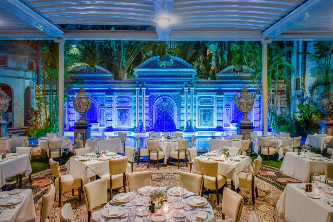 The Villa Casa Casuarina Miami Beach Bagian luar foto